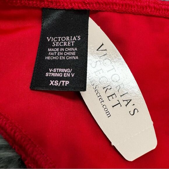 Victoria’s Secret Red V-String Thong Size XS NWT - Picture 5 of 7